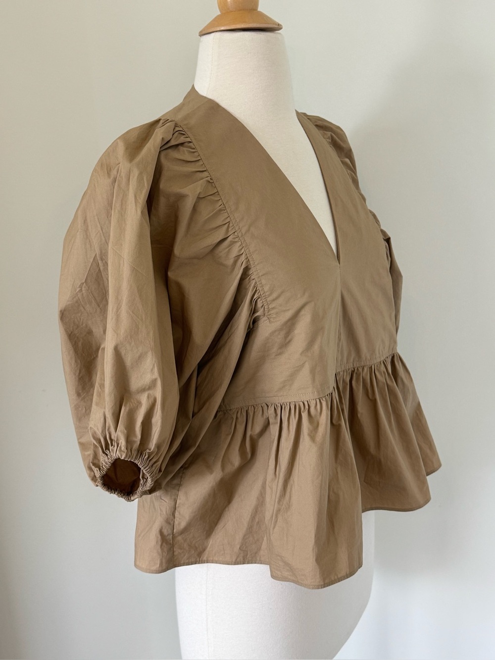 HUNTER BELL Landry Top Womens Medium Poplin Cotton Puff Short Sleeve Cropped